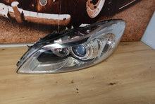 Laden Sie das Bild in den Galerie-Viewer, Frontscheinwerfer Volvo C30 31299818 Links Scheinwerfer Headlight SCH4993584981ud
