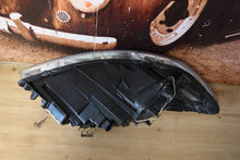 Laden Sie das Bild in den Galerie-Viewer, Frontscheinwerfer Volvo C30 31299818 Links Scheinwerfer Headlight SCH4993584981ud