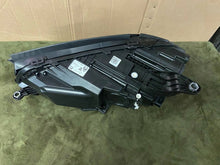 Laden Sie das Bild in den Galerie-Viewer, Frontscheinwerfer Mercedes-Benz Gle A1679069604 Rechts Scheinwerfer Headlight SCH4995557671wn