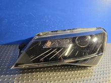 Laden Sie das Bild in den Galerie-Viewer, Frontscheinwerfer Skoda Superb III 3V1941015A Xenon Links Scheinwerfer Headlight SCH5004266253nb