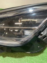 Laden Sie das Bild in den Galerie-Viewer, Frontscheinwerfer Kia Ev6 92101CV130 Links Scheinwerfer Headlight SCH5006359149rw