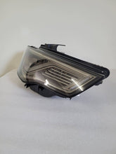 Laden Sie das Bild in den Galerie-Viewer, Frontscheinwerfer Audi A3 8V0941034AF Rechts Scheinwerfer Headlight SCH5006867312js