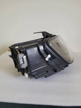 Laden Sie das Bild in den Galerie-Viewer, Frontscheinwerfer Audi A3 8V0941034AF Rechts Scheinwerfer Headlight SCH5006867312js