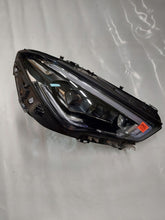 Laden Sie das Bild in den Galerie-Viewer, Frontscheinwerfer Mercedes-Benz Cla A1189063200 LED Rechts Headlight SCH5011912791ap
