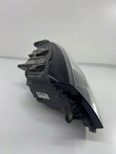 Laden Sie das Bild in den Galerie-Viewer, Frontscheinwerfer VW Transporter Caravelle 7E1941015AD Links Headlight SCH5012805757wy