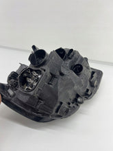 Laden Sie das Bild in den Galerie-Viewer, Frontscheinwerfer VW Transporter Caravelle 7E1941015AD Links Headlight SCH5012805757wy