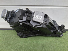 Laden Sie das Bild in den Galerie-Viewer, Frontscheinwerfer Skoda Superb III 3V1941015E Full LED Links Headlight SCH5028556929ag