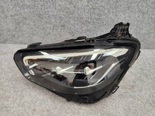 Laden Sie das Bild in den Galerie-Viewer, Frontscheinwerfer Mercedes-Benz W213 A2139067509 LED Links Headlight SCH5028841667ck