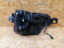 Laden Sie das Bild in den Galerie-Viewer, Frontscheinwerfer Skoda Karoq 57B941009 Full LED Links Scheinwerfer Headlight SCH5029773785yc