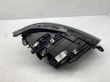 Laden Sie das Bild in den Galerie-Viewer, Frontscheinwerfer VW Transporter Caravelle 7L1941773 LED Links Headlight SCH5039763056hh