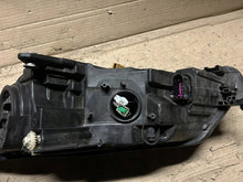 Laden Sie das Bild in den Galerie-Viewer, Frontscheinwerfer Skoda Superb 3V1941016A 1ZS011939 Rechts Headlight SCH5042709447zw