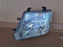 Laden Sie das Bild in den Galerie-Viewer, Frontscheinwerfer Nissan Navara D40 260605X10B 1EE23805501 Links Headlight SCH5049378106sq