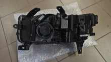 Load image into Gallery viewer, Frontscheinwerfer Dacia Duster 260107725R LED Rechts Scheinwerfer Headlight SCH5050754840dx