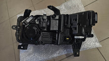 Load image into Gallery viewer, Frontscheinwerfer Dacia Duster 260107725R LED Rechts Scheinwerfer Headlight SCH5050754840dx