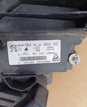 Laden Sie das Bild in den Galerie-Viewer, Frontscheinwerfer Peugeot 308 III 9849116280 Full LED Rechts Headlight SCH5059393181rr