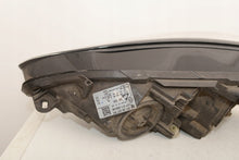 Laden Sie das Bild in den Galerie-Viewer, Frontscheinwerfer Opel Corsa E 39108227 Rechts Scheinwerfer Headlight SCH5060257537mq