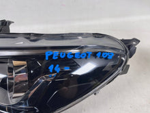 Load image into Gallery viewer, Frontscheinwerfer Peugeot 108 81150-0H150 Links Scheinwerfer Headlight SCH5060371908lq