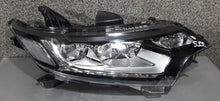 Laden Sie das Bild in den Galerie-Viewer, Frontscheinwerfer Mitsubishi Outlander I 85122000 LED Rechts Headlight SCH5064128260ki