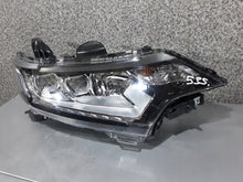 Laden Sie das Bild in den Galerie-Viewer, Frontscheinwerfer Mitsubishi Outlander I 85122000 LED Rechts Headlight SCH5064128260ki