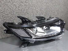 Laden Sie das Bild in den Galerie-Viewer, Frontscheinwerfer Mitsubishi Outlander I 85122000 LED Rechts Headlight SCH5064128260ki