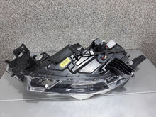 Laden Sie das Bild in den Galerie-Viewer, Frontscheinwerfer Mitsubishi Outlander I 85122000 LED Rechts Headlight SCH5064128260ki