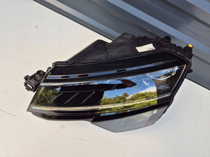 Frontscheinwerfer Skoda Karoq 57B941015D Links Scheinwerfer Headlight SCH5064802802km