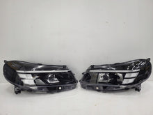 Laden Sie das Bild in den Galerie-Viewer, Frontscheinwerfer Opel Vivaro C 9847209980 9847209880 LED Ein Satz Headlight SCH5084357366hu