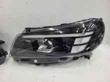 Laden Sie das Bild in den Galerie-Viewer, Frontscheinwerfer Opel Vivaro C 9847209980 9847209880 LED Ein Satz Headlight SCH5084357366hu