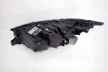 Laden Sie das Bild in den Galerie-Viewer, Frontscheinwerfer Opel Corsa F 39162654 Rechts Scheinwerfer Headlight SCH5085606561bi
