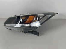 Laden Sie das Bild in den Galerie-Viewer, Frontscheinwerfer Honda 87169090 Links Scheinwerfer Headlight SCH5087203632vh