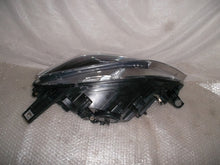 Laden Sie das Bild in den Galerie-Viewer, Frontscheinwerfer Mercedes-Benz W251 A2518203561 Links Scheinwerfer Headlight SCH5088166289xm