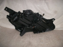 Laden Sie das Bild in den Galerie-Viewer, Frontscheinwerfer Mercedes-Benz W251 A2518203561 Links Scheinwerfer Headlight SCH5088166289xm