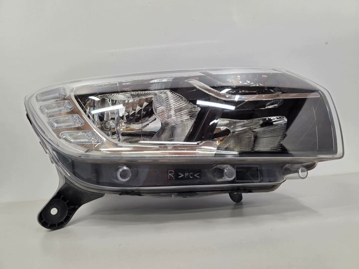 Frontscheinwerfer Dacia Logan Sandero II 5334543 260103529R Rechts Headlight SCH5088618006ld