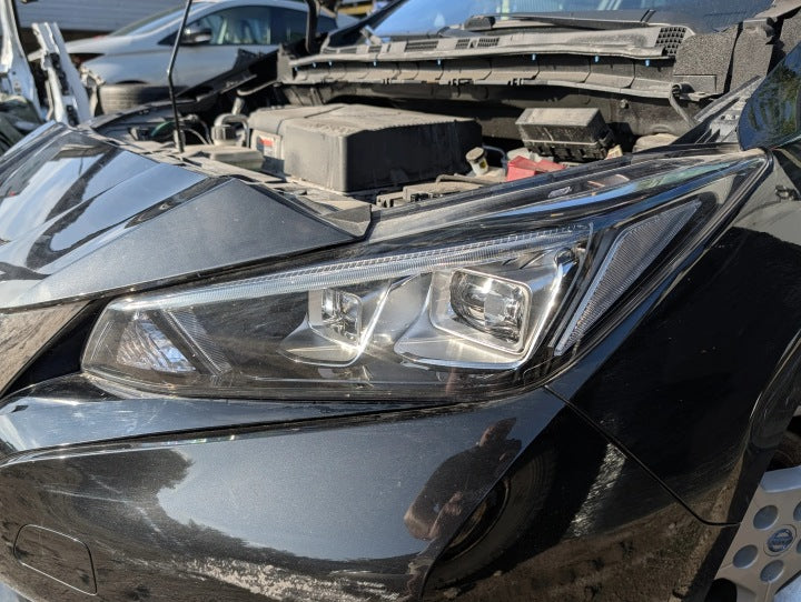 Frontscheinwerfer Nissan Leaf Ze1 34689-00 Links Scheinwerfer Headlight SCH5100314673rh