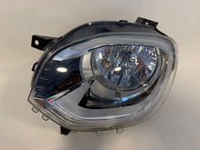Laden Sie das Bild in den Galerie-Viewer, Frontscheinwerfer Renault Twingo III 26062593R Links Scheinwerfer Headlight SCH5101968351ij