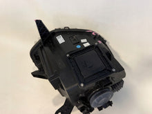 Laden Sie das Bild in den Galerie-Viewer, Frontscheinwerfer Renault Twingo III 26062593R Links Scheinwerfer Headlight SCH5101968351ij