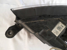 Laden Sie das Bild in den Galerie-Viewer, Frontscheinwerfer Skoda Scala 280772 Rechts Scheinwerfer Headlight SCH5102308744ag