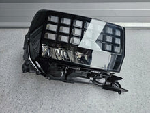 Laden Sie das Bild in den Galerie-Viewer, Frontscheinwerfer Fiat Grande 9857227680 Rechts Scheinwerfer Headlight SCH5103797945tr