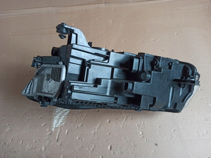Frontscheinwerfer VW Caddy 2K8941036H Rechts Scheinwerfer Headlight SCH5104254649pa
