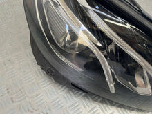Laden Sie das Bild in den Galerie-Viewer, Frontscheinwerfer Mercedes-Benz W213 A2139064004 Rechts Scheinwerfer Headlight SCH5105646054ed