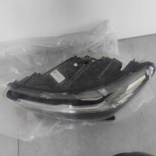 Laden Sie das Bild in den Galerie-Viewer, Frontscheinwerfer Volvo Xc40 31655989 LED Links Scheinwerfer Headlight SCH5106371395vr
