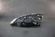 Laden Sie das Bild in den Galerie-Viewer, Frontscheinwerfer Seat Leon 90010799 Rechts Scheinwerfer Headlight SCH5110082015mx