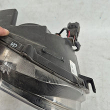 Load image into Gallery viewer, Frontscheinwerfer Subaru Levorg 84002-VA020 Rechts Scheinwerfer Headlight SCH5137430649bc
