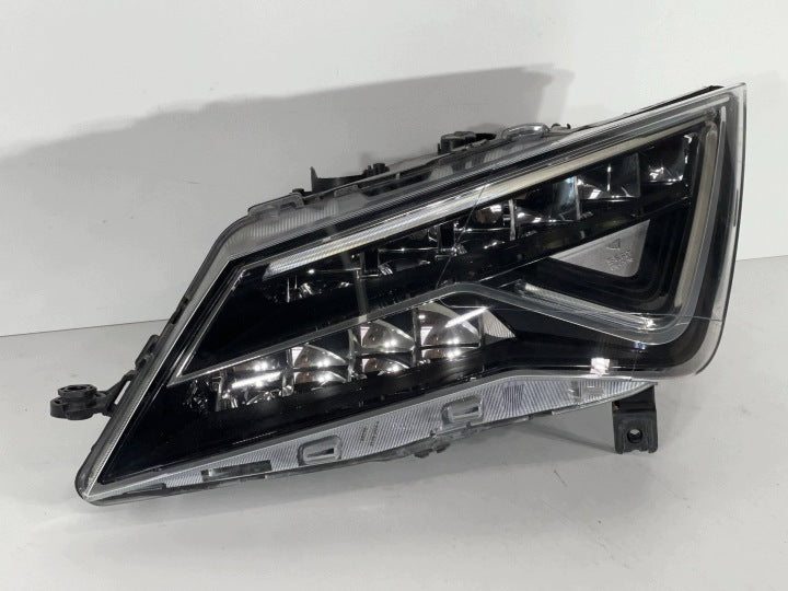 Frontscheinwerfer Seat Leon 90100839 5P1941007G Links Scheinwerfer Headlight SCH5139083800zz