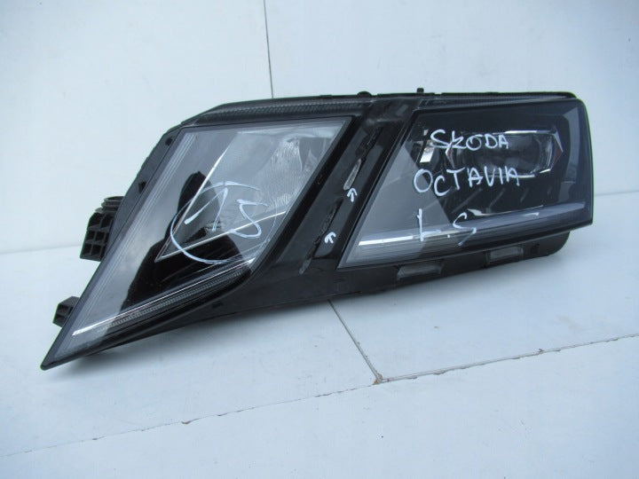Frontscheinwerfer Skoda Octavia I 5E1941015D Links Scheinwerfer Headlight SCH5142878219ql