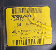 Laden Sie das Bild in den Galerie-Viewer, Frontscheinwerfer Volvo C70 II 9466357 Links Scheinwerfer Headlight SCH5145769110wl