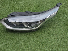 Laden Sie das Bild in den Galerie-Viewer, Frontscheinwerfer Kia Ceed 92101J7050 Links Scheinwerfer Headlight SCH5148537270bu