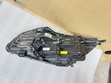 Laden Sie das Bild in den Galerie-Viewer, Frontscheinwerfer Kia Sorento III 92102-C5620 Rechts Scheinwerfer Headlight SCH5148705900jh
