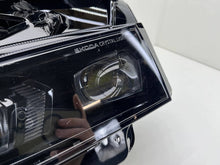 Laden Sie das Bild in den Galerie-Viewer, Frontscheinwerfer Skoda 5LB941035 Full LED Links Scheinwerfer Headlight SCH5149585900af