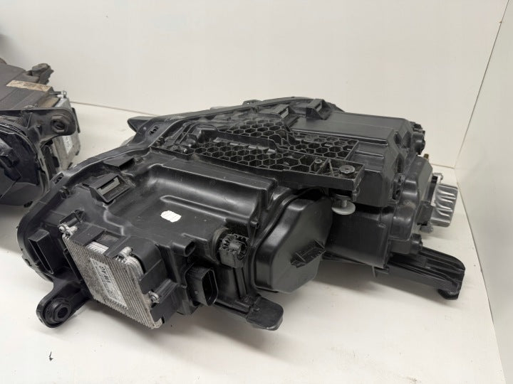 Frontscheinwerfer VW Passat B8 3G8941081P 3G1941082P LED Rechts oder Links SCH5149863591ow